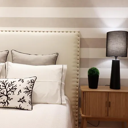 Casa Patota - - Local Nazaré